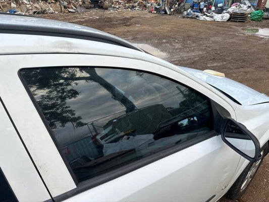 2008 Holden Ah Astra RH Drivers Front Window Glass #B214