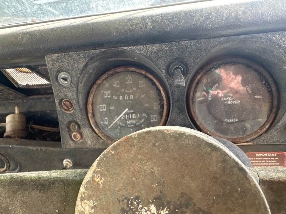 1974 Land-Rover 109 Instrument Cluster (Cable) #B317