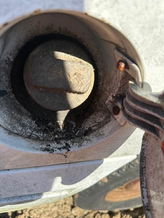 1994 Holden Vr Commodore Fuel Cap #B419