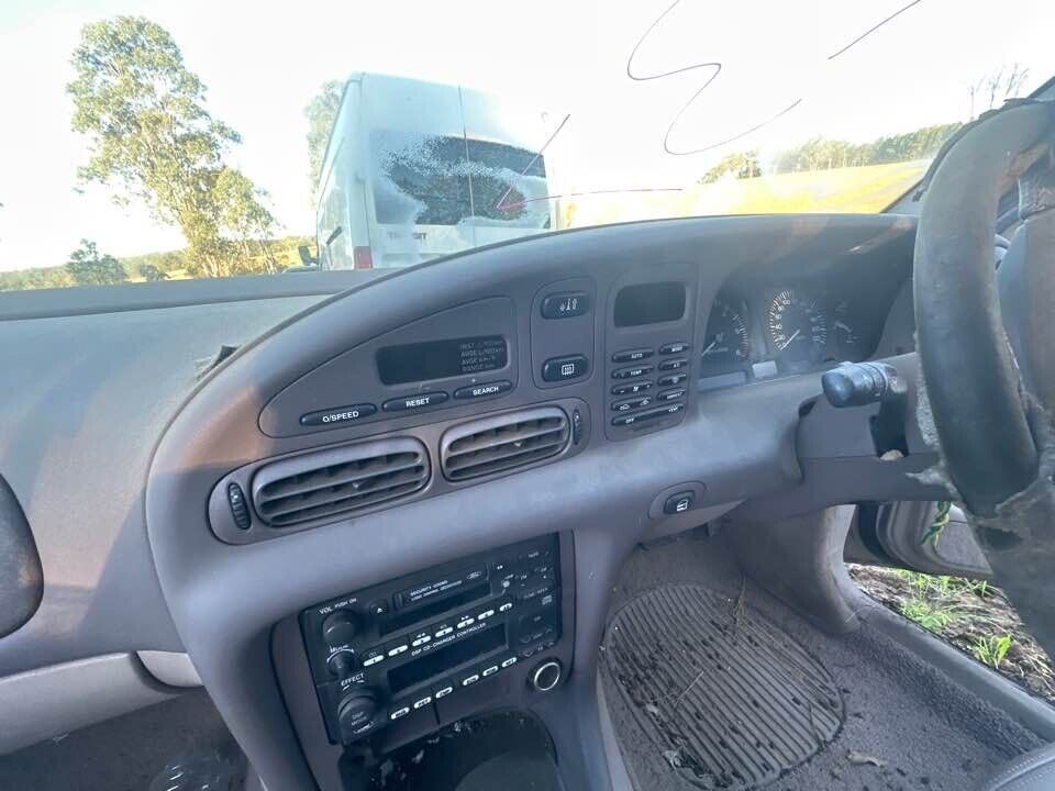 1995 Ford Ef Fairmont Centre Dash Facia #B237