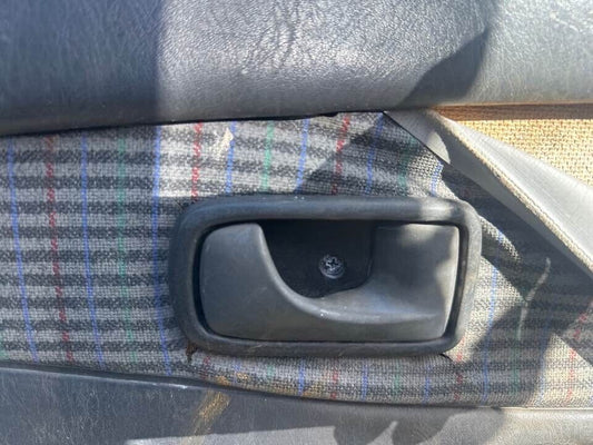 1993 Daihatsu Charade RH Drivers Front Inner Door Handle #B340