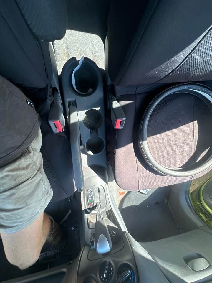 2007 Kia Rio Centre Console #B209