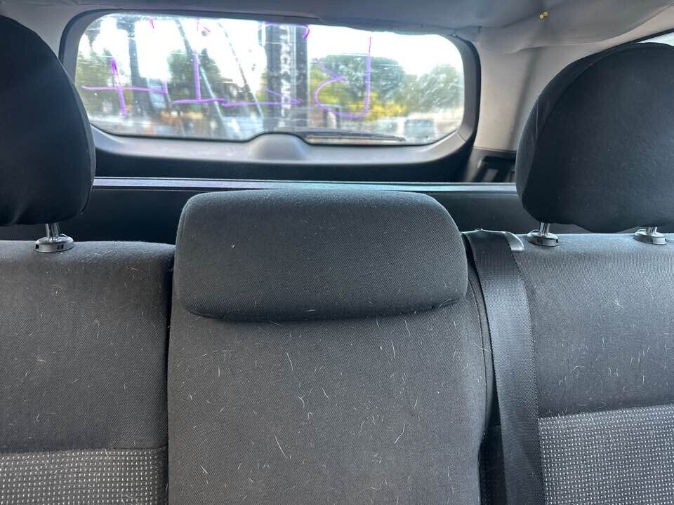 2008 Holden Ah Astra Centre Rear Head Rest #B214