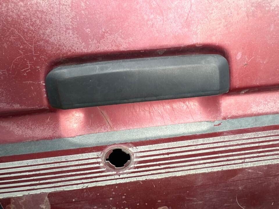 1993 Nissan Pathfinder Outer Door Handle RH drivers Front #B322