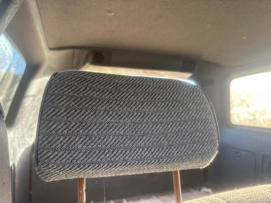 1992 Toyota 4Runner RH Drivers Rear Head rest #B284