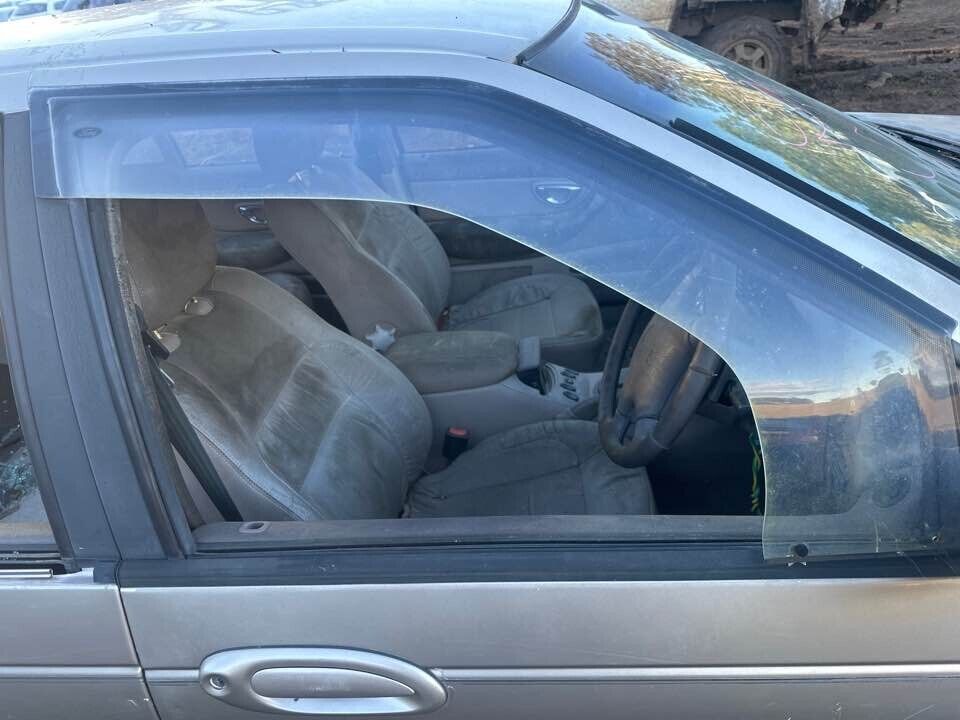 1995 Ford Ef Fairmont Weather Shield RH Front #B237