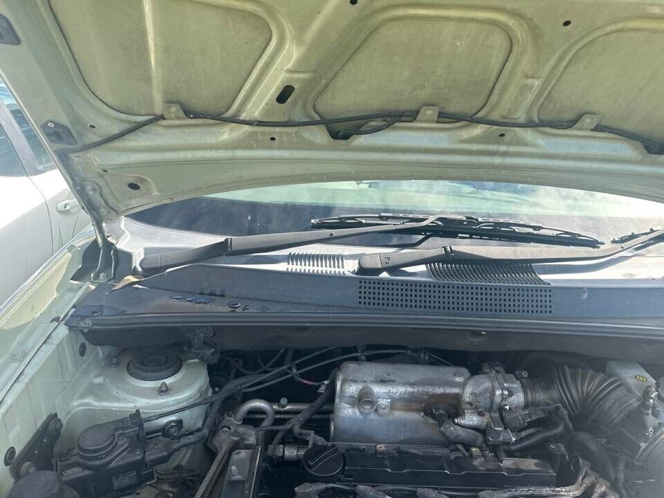 2007 Hyundai Tucson RH Drivers Wiper Arm #B140