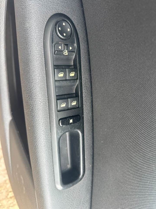 2007 Peugeot 407 Electric Window Main Front Switch #B137