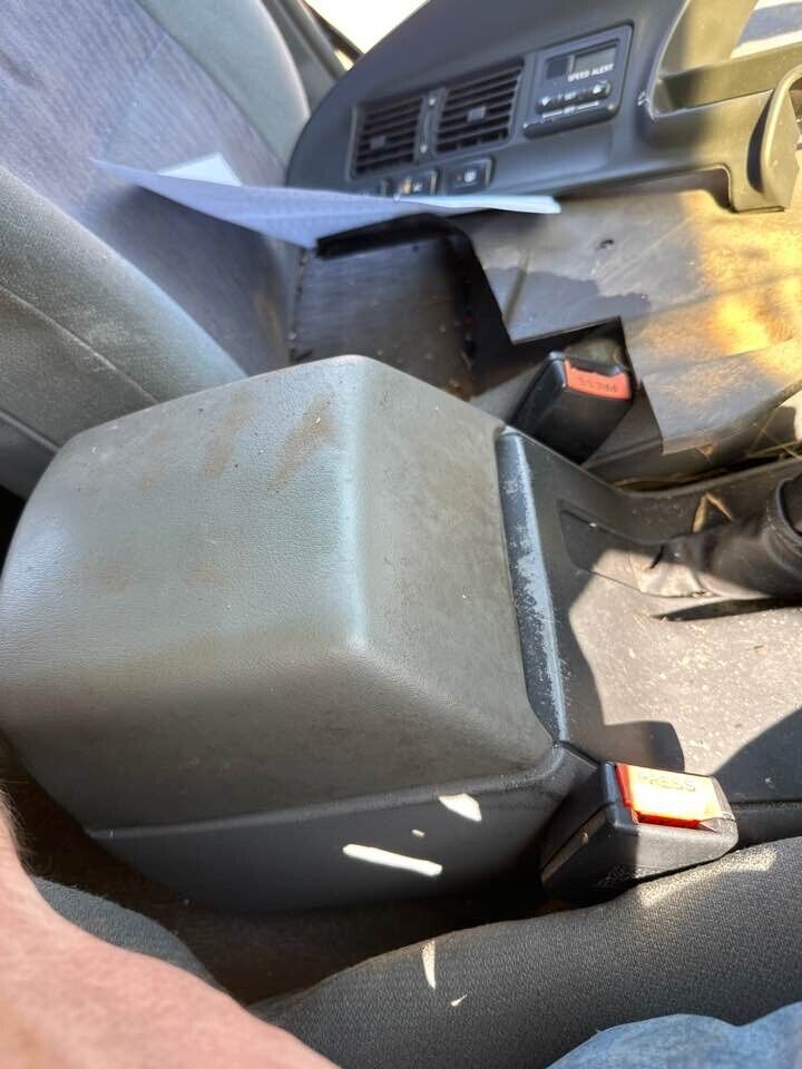 1994 Holden Vr Commodore Centre Console #B419