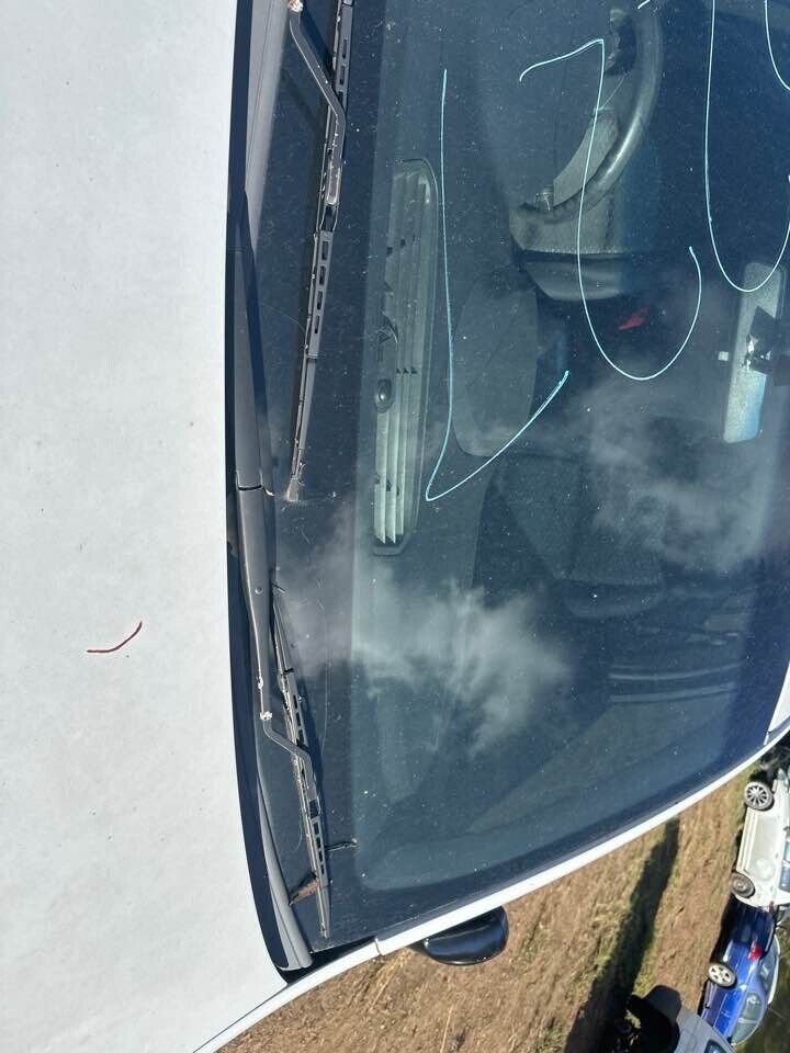 2008 Ford Fg Falcon LH Passengers Wiper Arm #B227