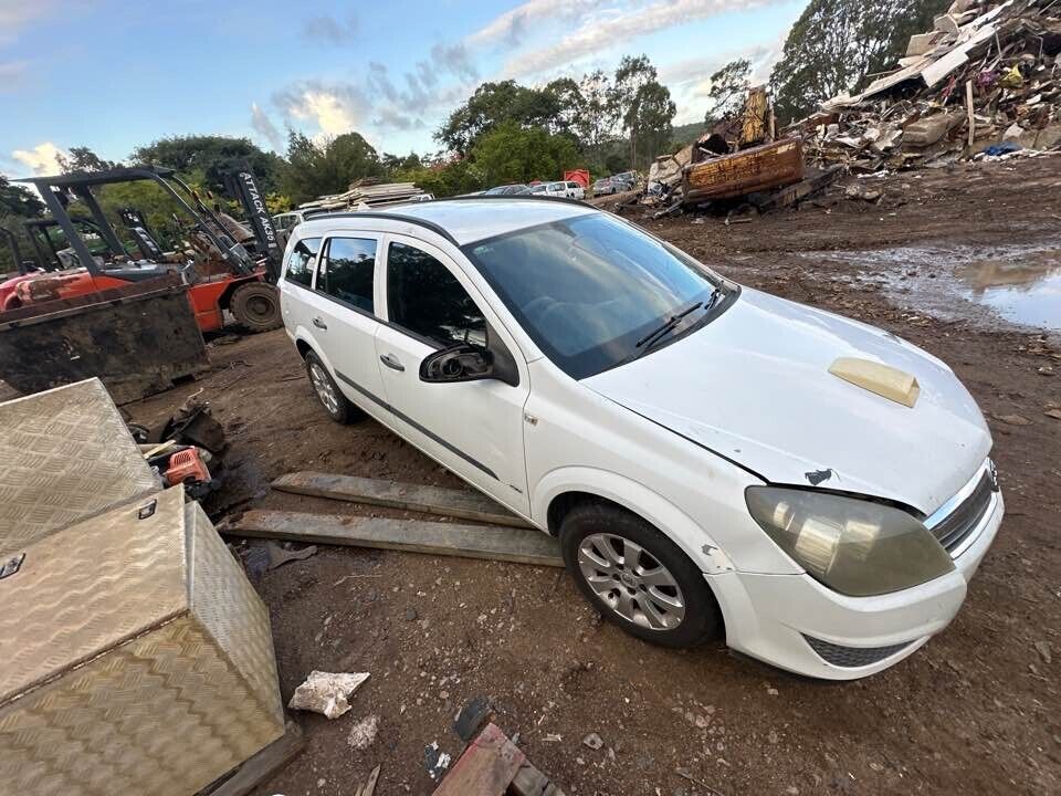 2008 Holden Ah Astra Electric Mirror Switch #B214