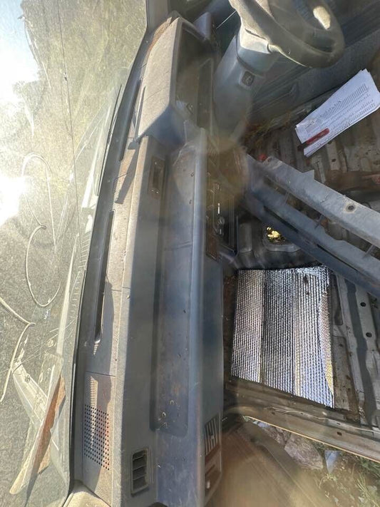 1992 Mitsubishi Triton  Dashboard (bare) #B283