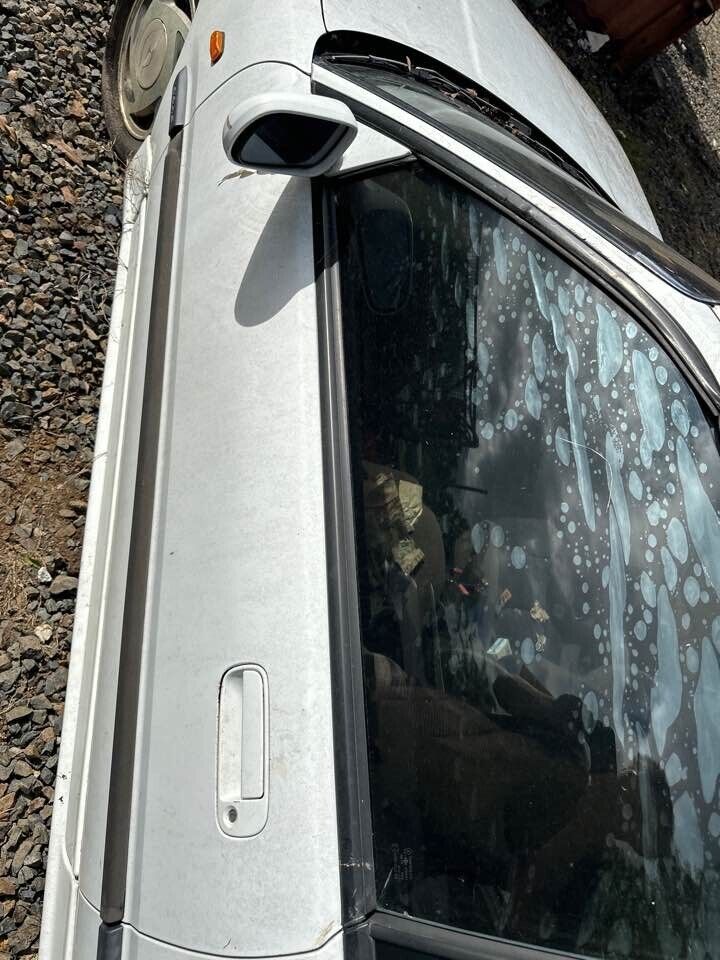 1992 Honda Integra Weather Strip LH Front #B196