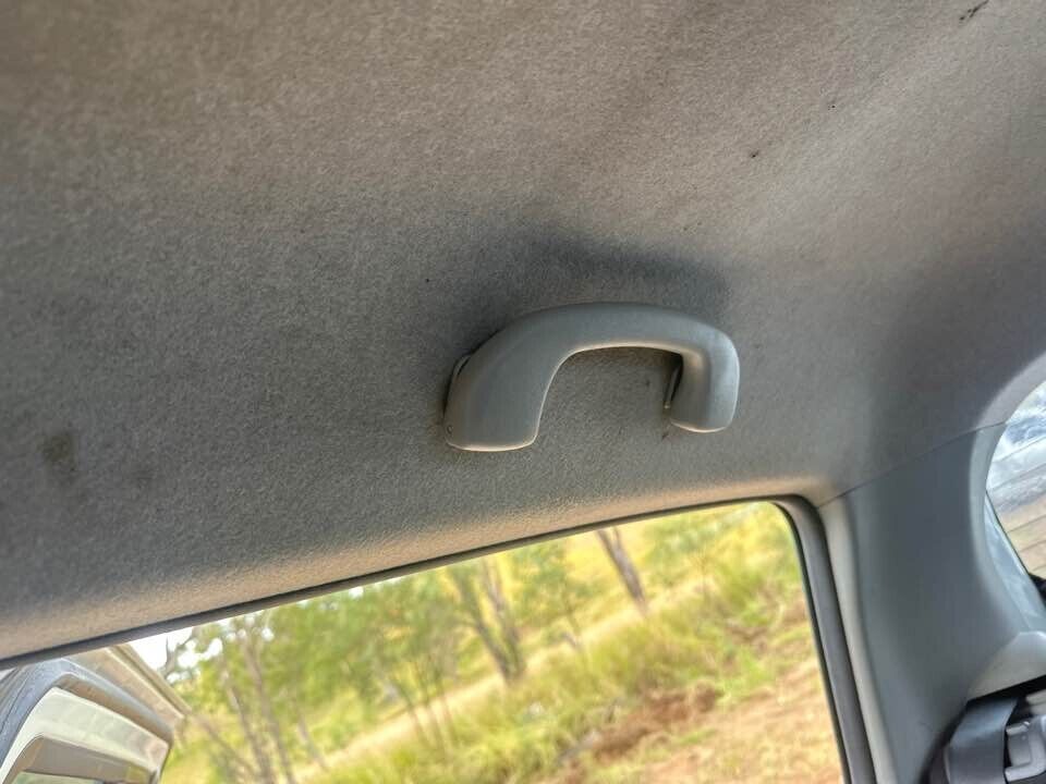 2007 Suzuki Swift Upper Grab Handle RH Rear #B228