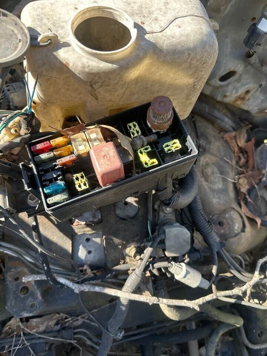 1993 Toyota 80 Series Land Cruiser Engine Bay Fuse Box #B257