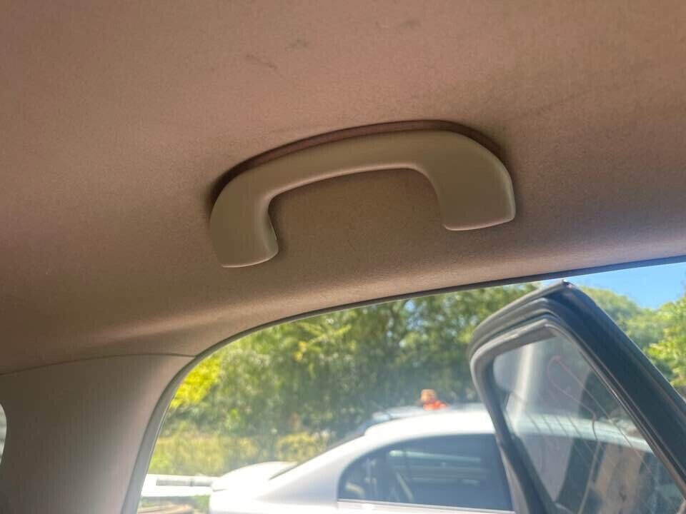 2007 Suzuki Sx4 Upper Grab Handle LH Rear #B119