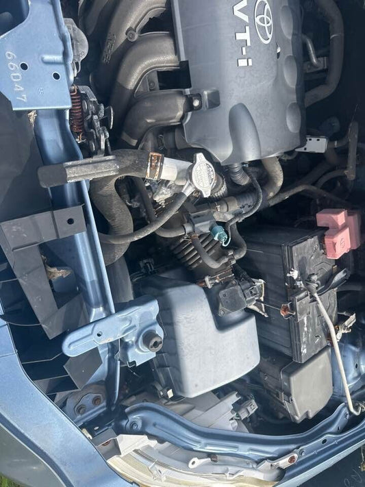 2007 Toyota Yaris Air Cleaner Box & Pipe #B145