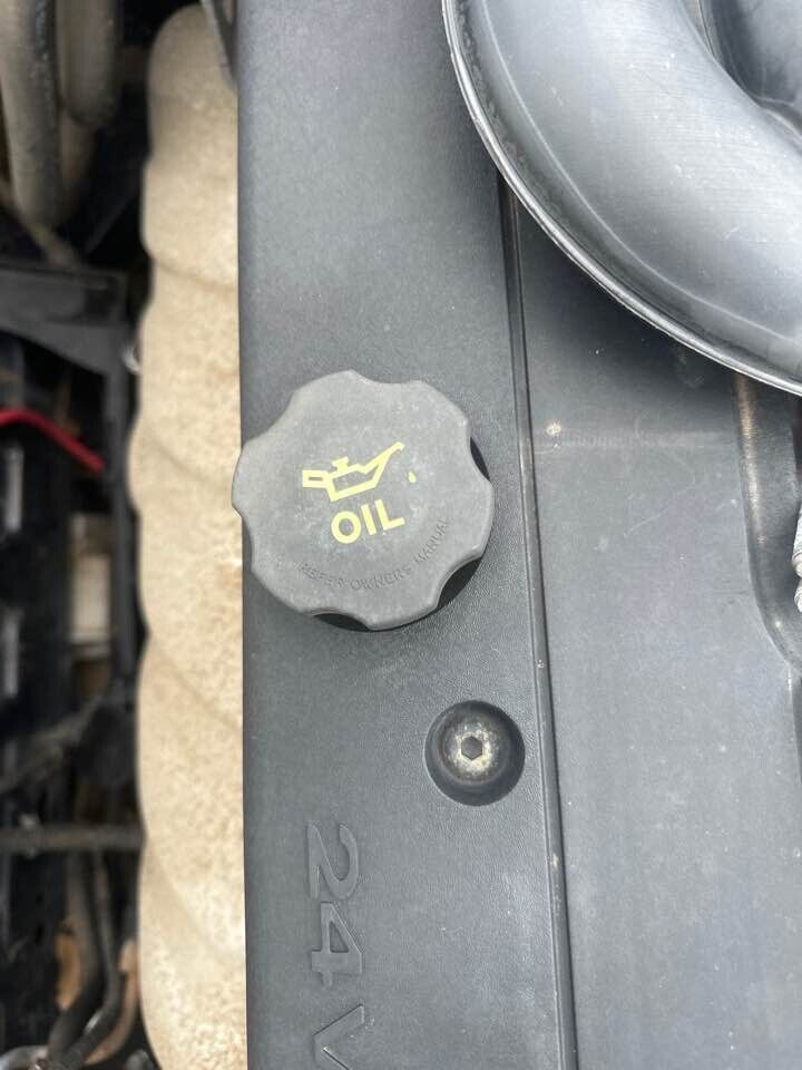 2008 Ford Falcon Fg Oil Cap #B181