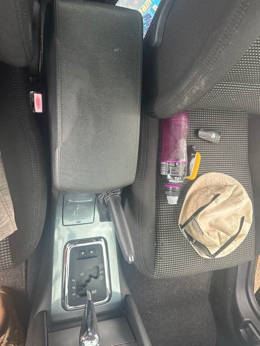 2007 Peugeot 407 Centre Console #B137