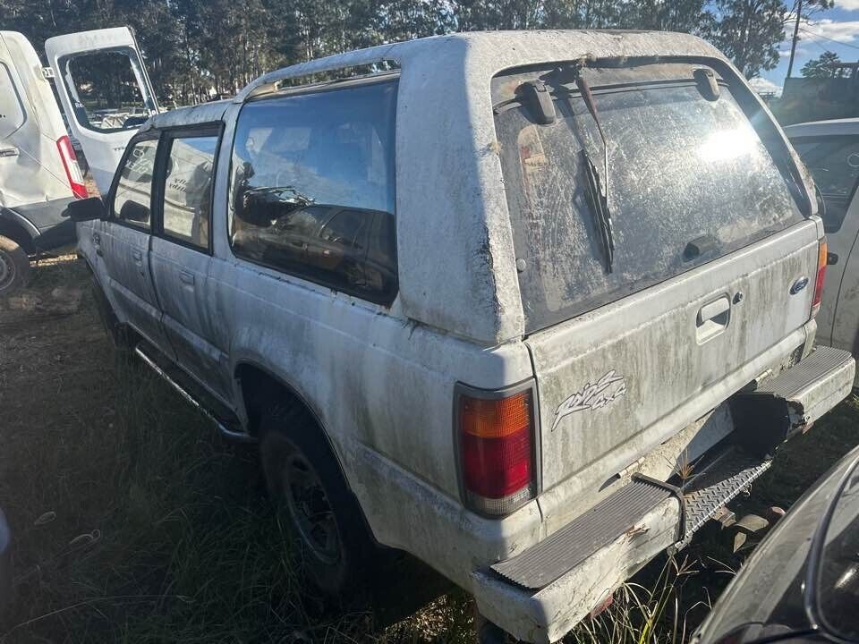 1993 Ford Raider Air Cleaner Box & Pipe #B278