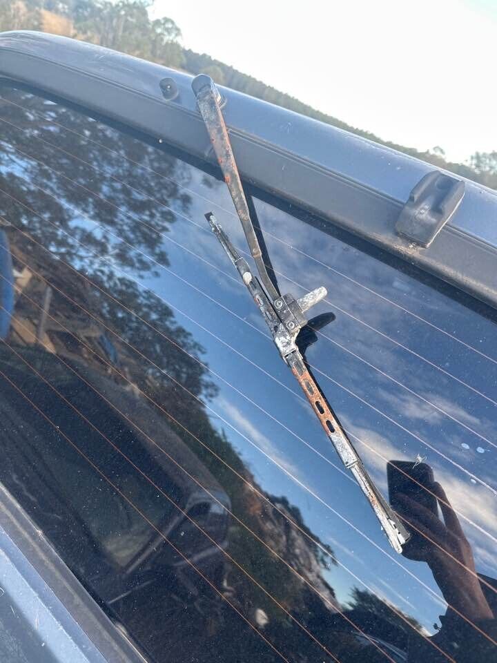 1990 Toyota 4Runner Tail Gate Wiper Arm #B279