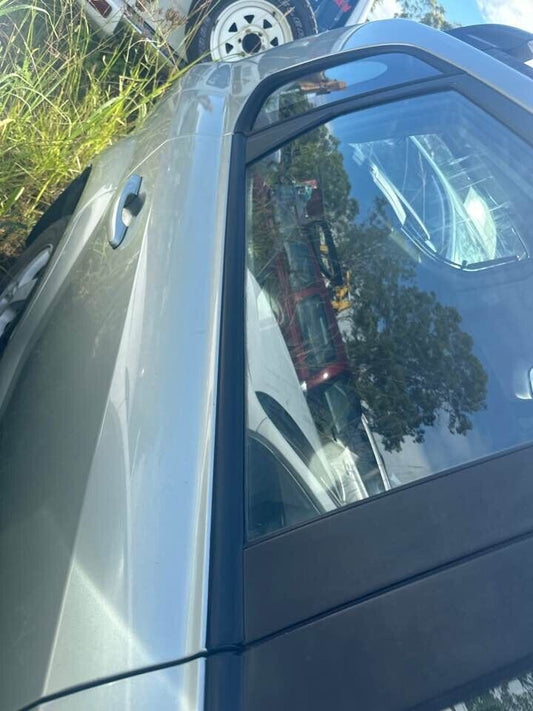 2007 Hyundai Tucson Weather Strip RH Rear #B140