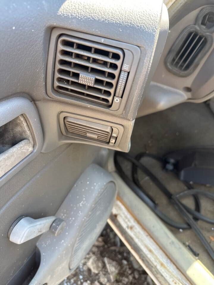 1994 Holden Vr Commodore Aircon Vents Front Left #B419