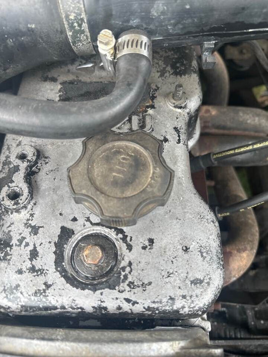 1990 Holden Tf Rodeo Oil Cap #B132