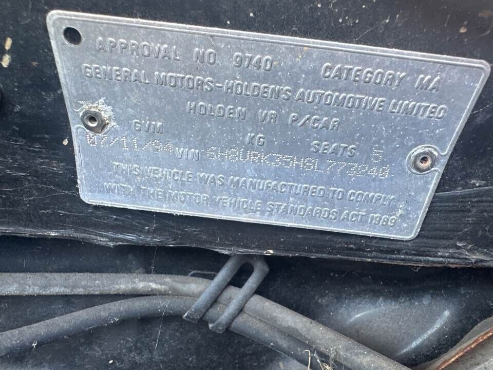 1994 Holden Vr Commodore Centre Console #B419