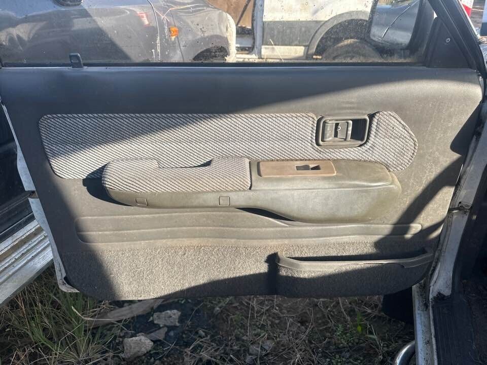 1993 Ford Raider LH Passengers Front Door Trim #B278