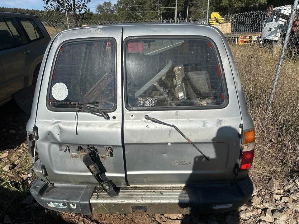 1993 Toyota 80 Series Land Cruiser Centre Dash Facia #B257