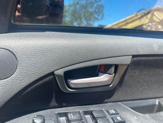 2007 Suzuki Sx4 RH Drivers Front Inner Door Handle #B119