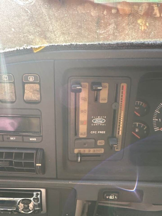 1994 Ford Ed Falcon AC Controls #B195
