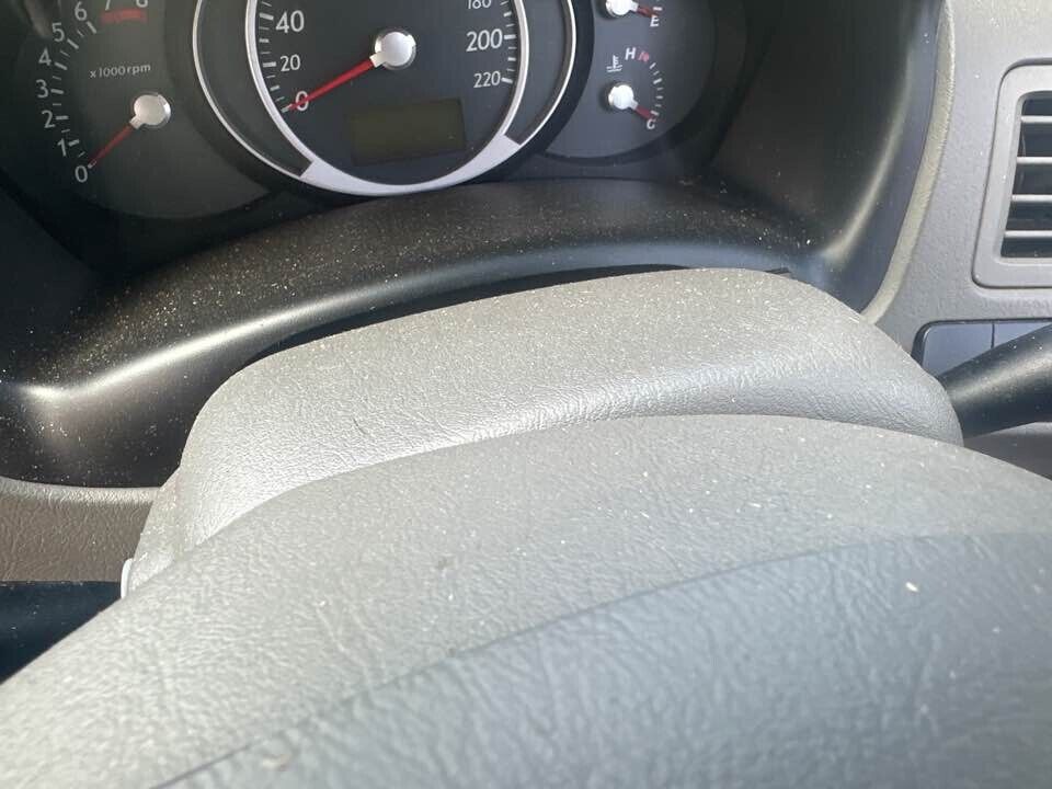 2007 Hyundai Tucson Steering Column Shroud #B140