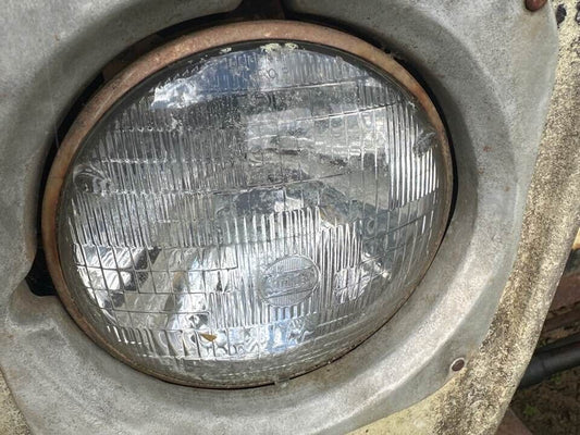 1974 Land-Rover 109 RH Drivers Right Headlight #B317