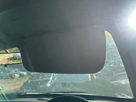 1992 Mitsubishi Triton  Sunvisor Right Hand #B283