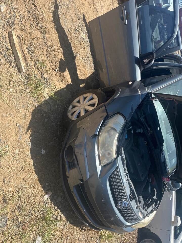 2007 Suzuki Sx4 RH Tail Gate Strut #B119