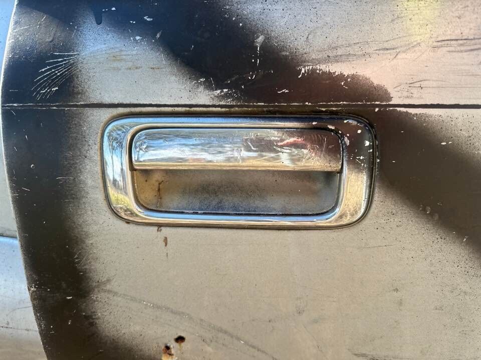 1993 Toyota 80 Series Land Cruiser Outer Door Handle RH Drivers Rear #B257