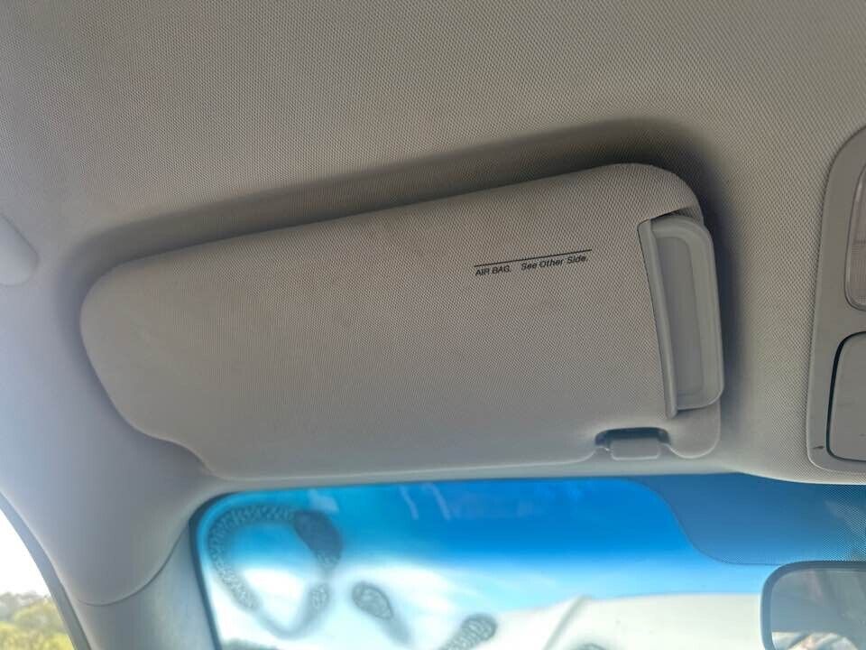 2007 Hyundai Tucson Sunvisor Left Hand #B140
