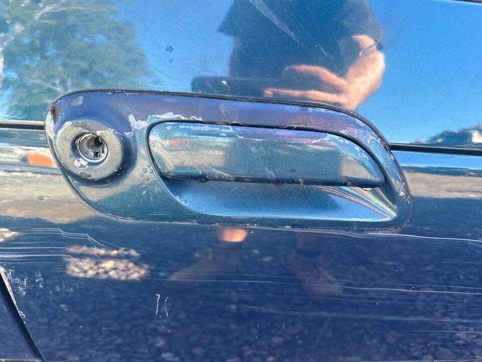 1994 Ford Ed Falcon Outer Door Handle RH drivers Front #B195