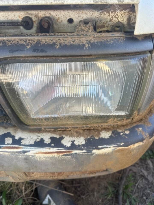 1992 Toyota 4Runner LH Passengers Left Headlight #B284