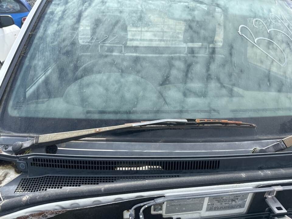 2007 Mazda Bt-50 RH Drivers Wiper Arm #B320