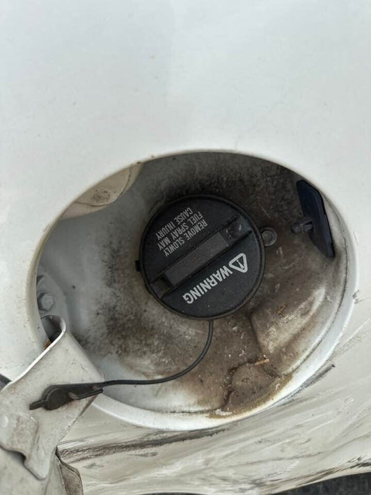 2007 Suzuki Swift Fuel Cap #B228