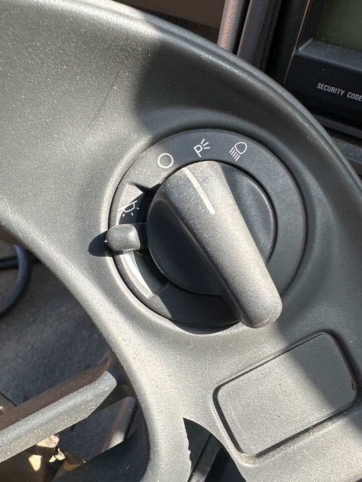 1994 Holden Vr Commodore Head Light Switch #B419