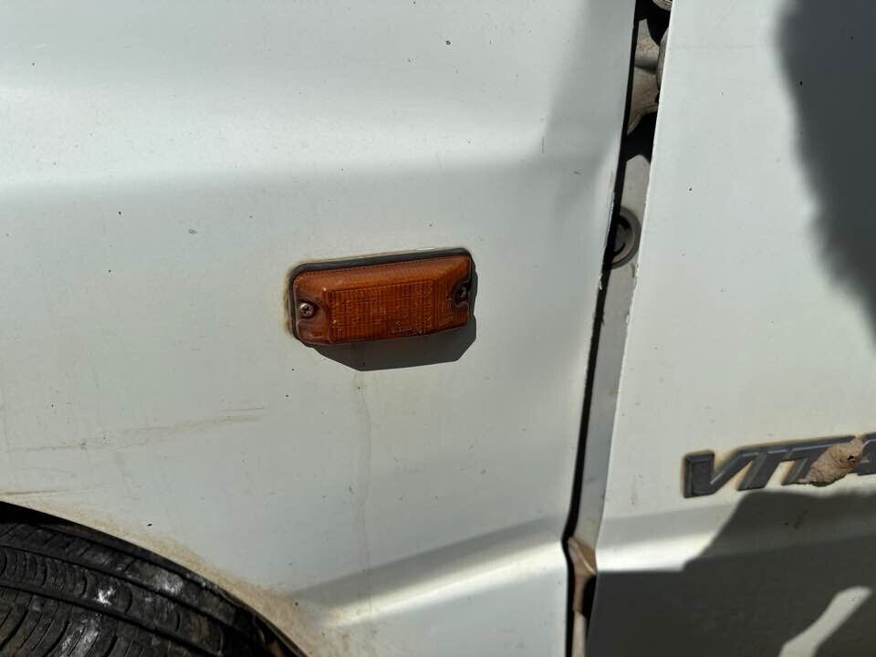 1992 Suzuki Vitara Left LH Passengers Guard Repeater/Blinker #B197