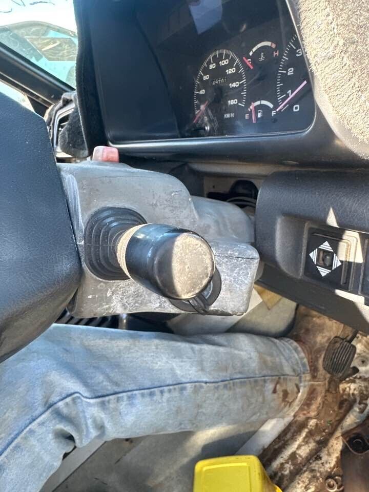 1989 Suzuki Vitara Steering Column Shroud #B268