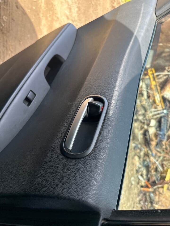 2007 Mazda Cx-7 LH Passengers Side Rear Inner Door Handle #B215