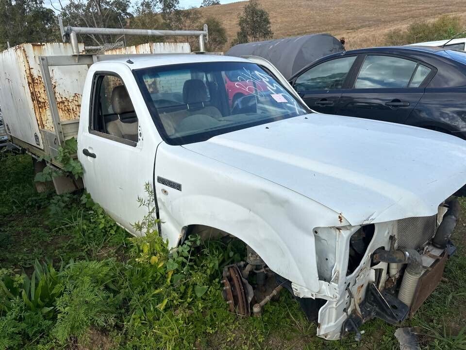 2008 Ford Ranger Thermostat Housing #B316