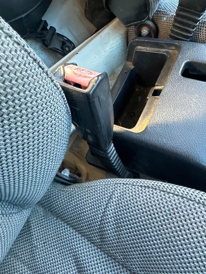 1989 Suzuki Vitara Seat Belt Stalk RH Front #B268