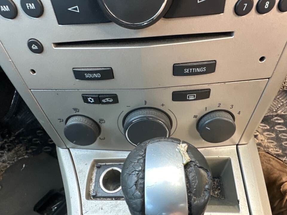 2008 Holden Ah Astra AC Controls #B214